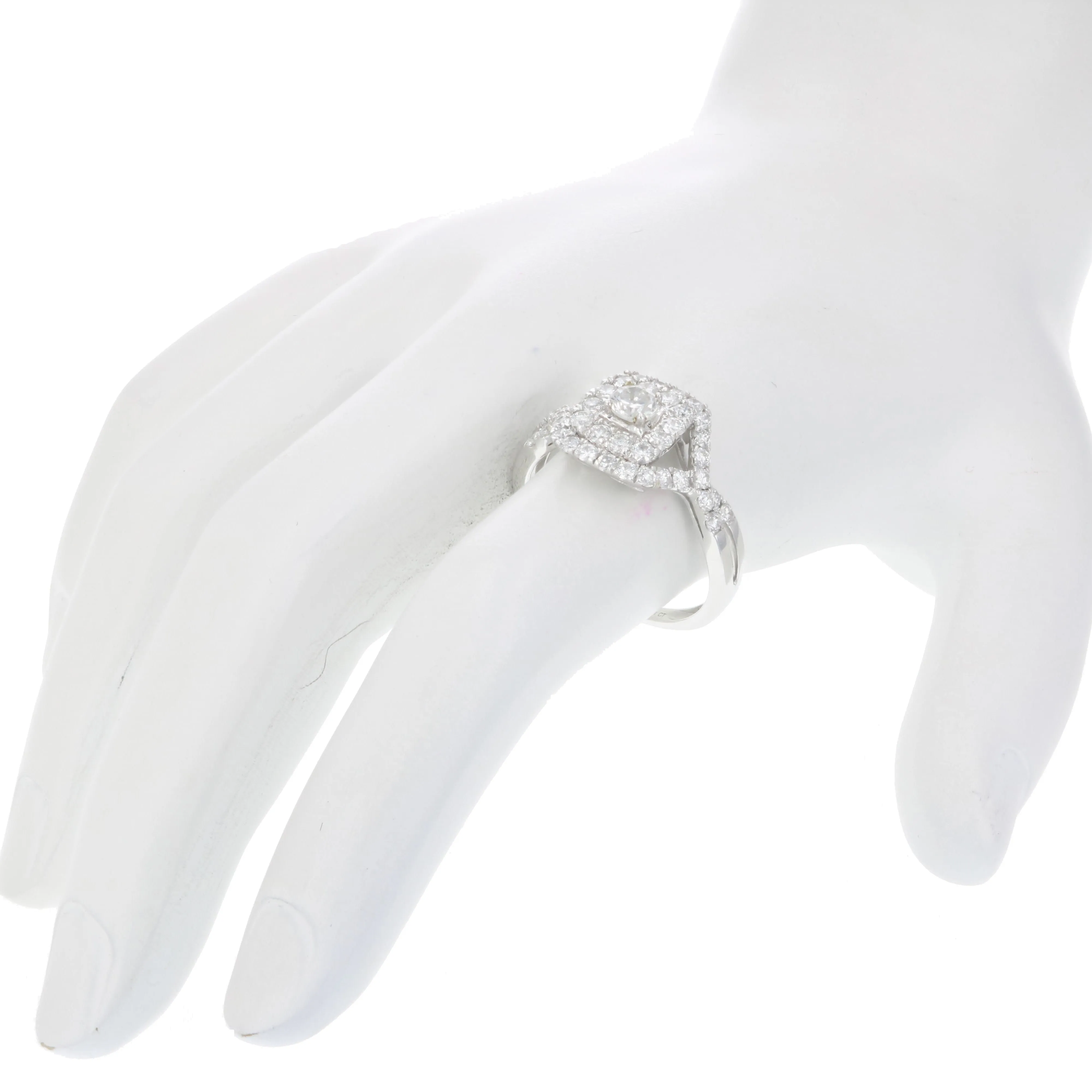 1 cttw Cluster Twisted Diamond Wedding Ring in 14K Gold