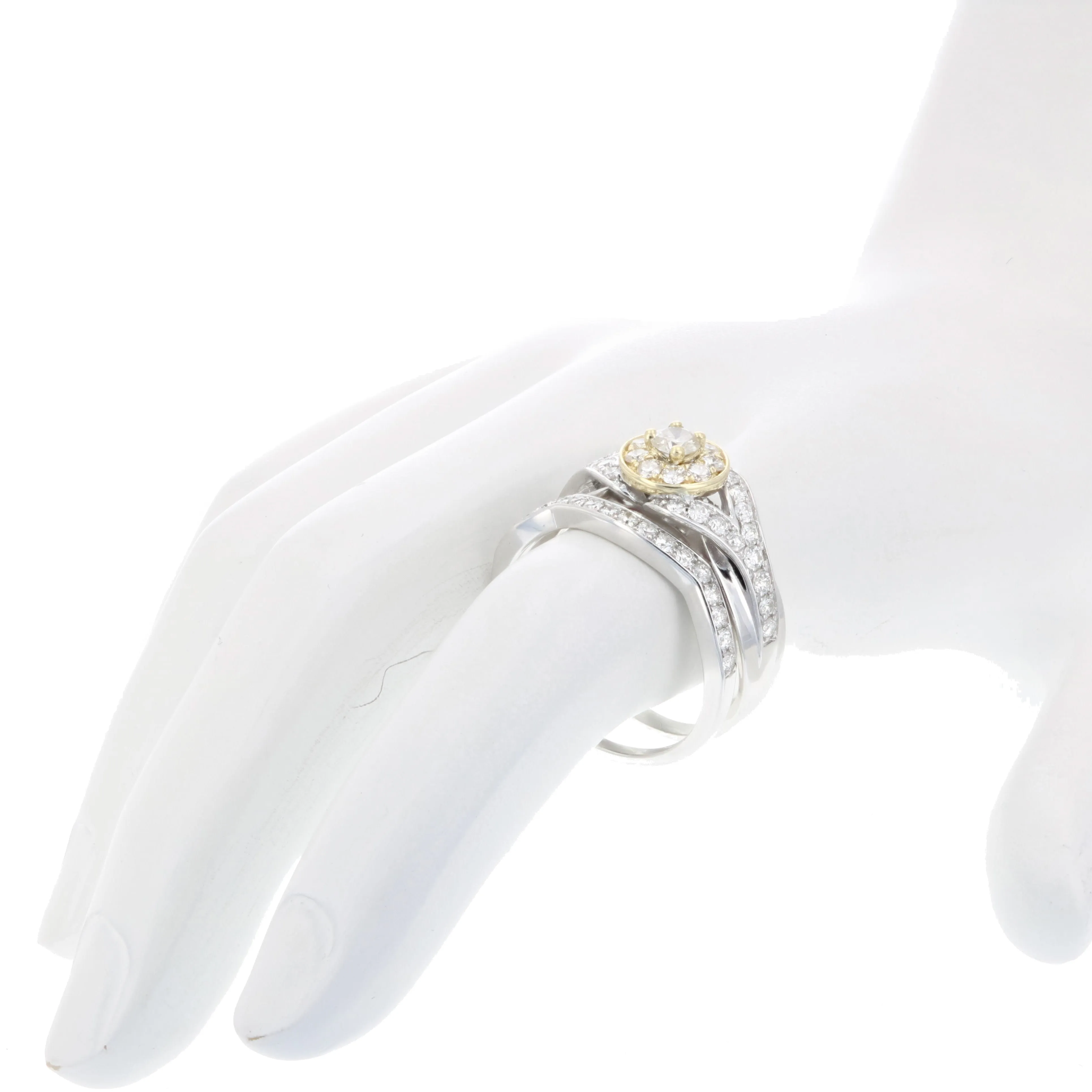 1 cttw Diamond Bridal Ring Set in 14K Two Tone Gold
