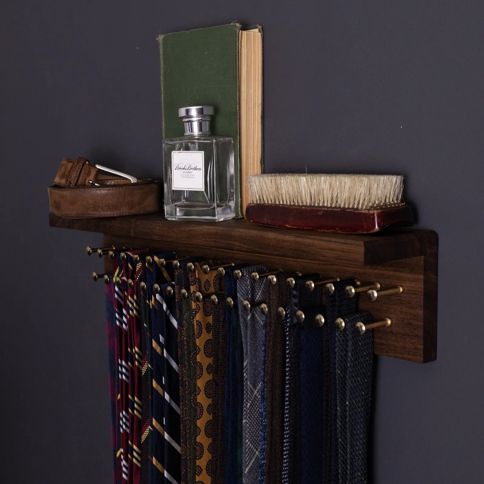 18" Tie Rack
