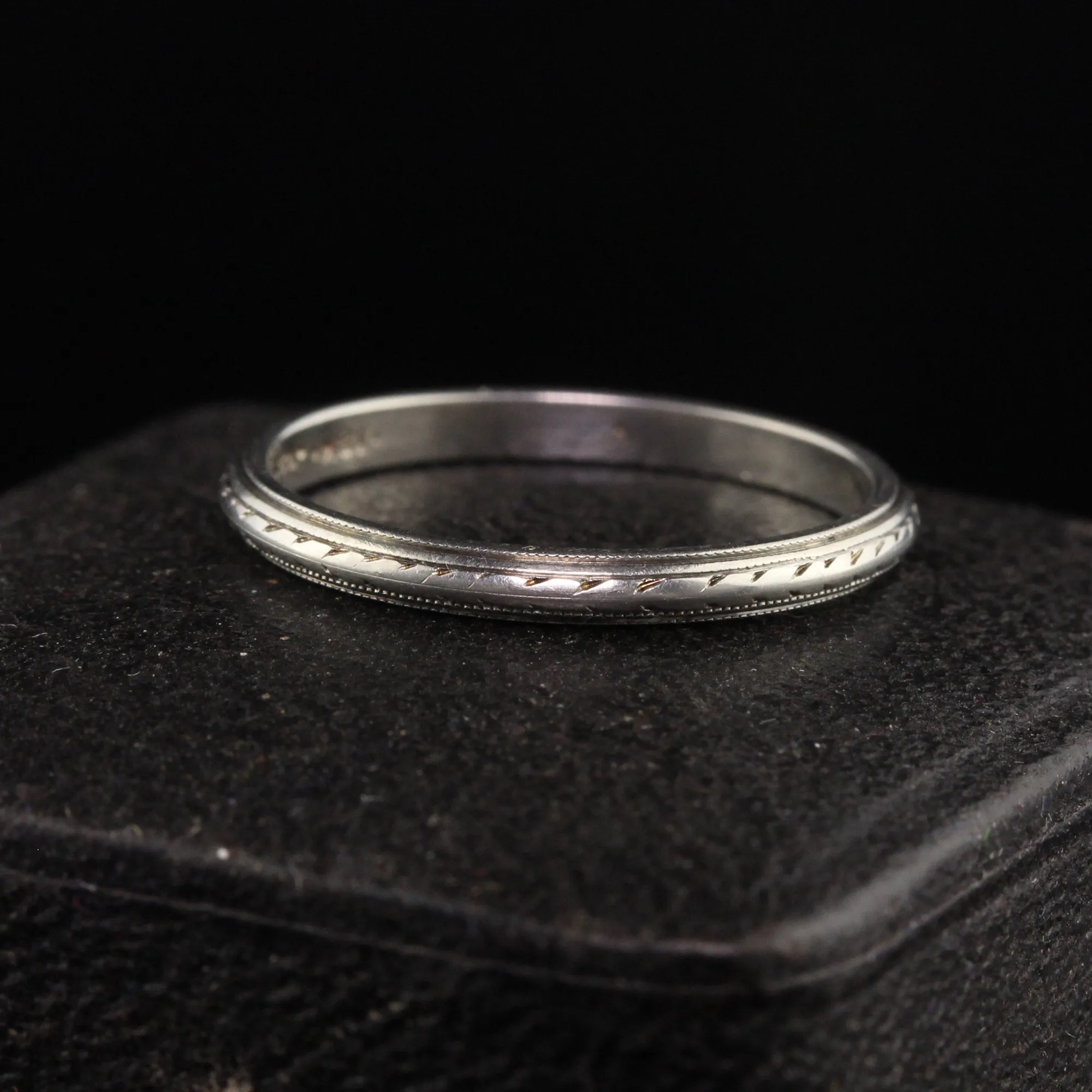 Antique Art Deco 18K White Gold Engraved Wedding Band - Size 6