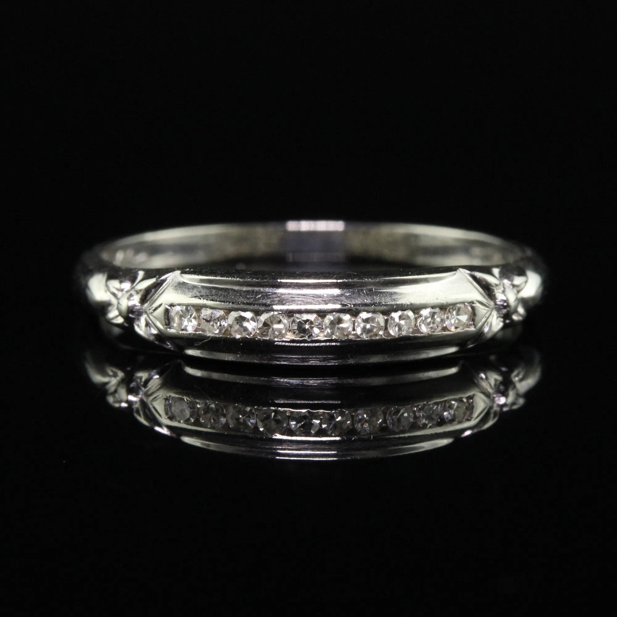 Antique Art Deco 18K White Gold Single Cut Diamond Wedding Band - Size 6 1/2