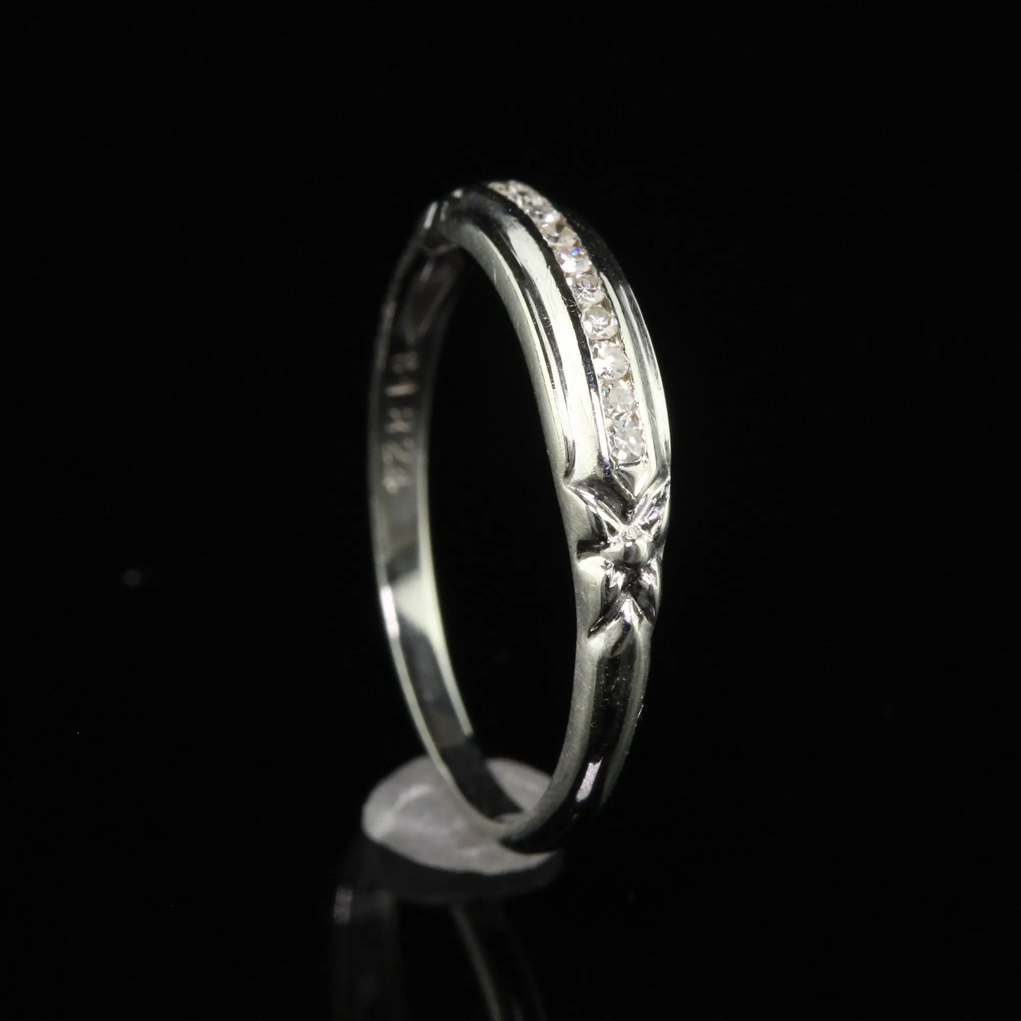 Antique Art Deco 18K White Gold Single Cut Diamond Wedding Band - Size 6 1/2