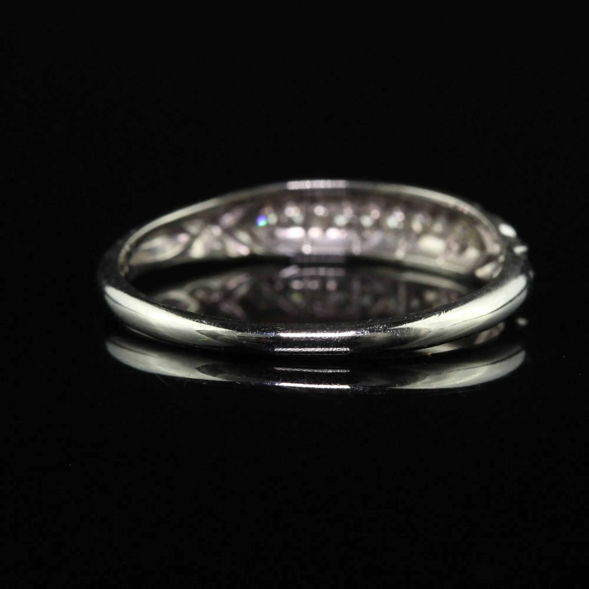 Antique Art Deco 18K White Gold Single Cut Diamond Wedding Band - Size 6 1/2