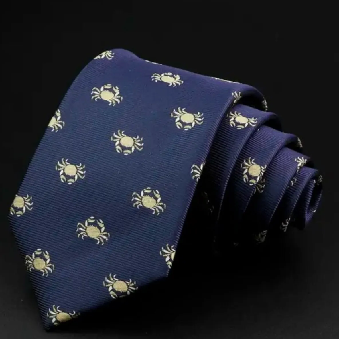 Blue Tie: Crab Motive
