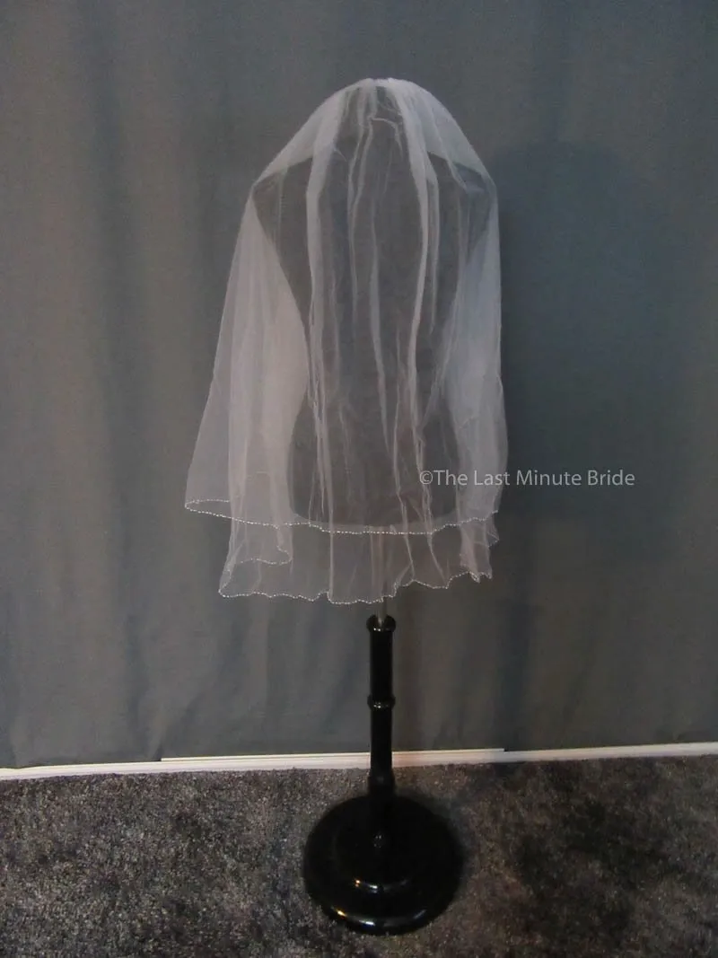 Bridal Veil: LCV2121 WH