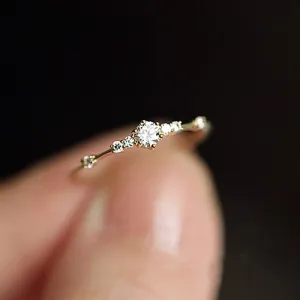 Dainty Zirconia Diamond Ring