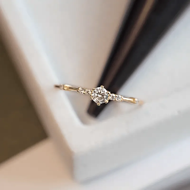 Dainty Zirconia Diamond Ring