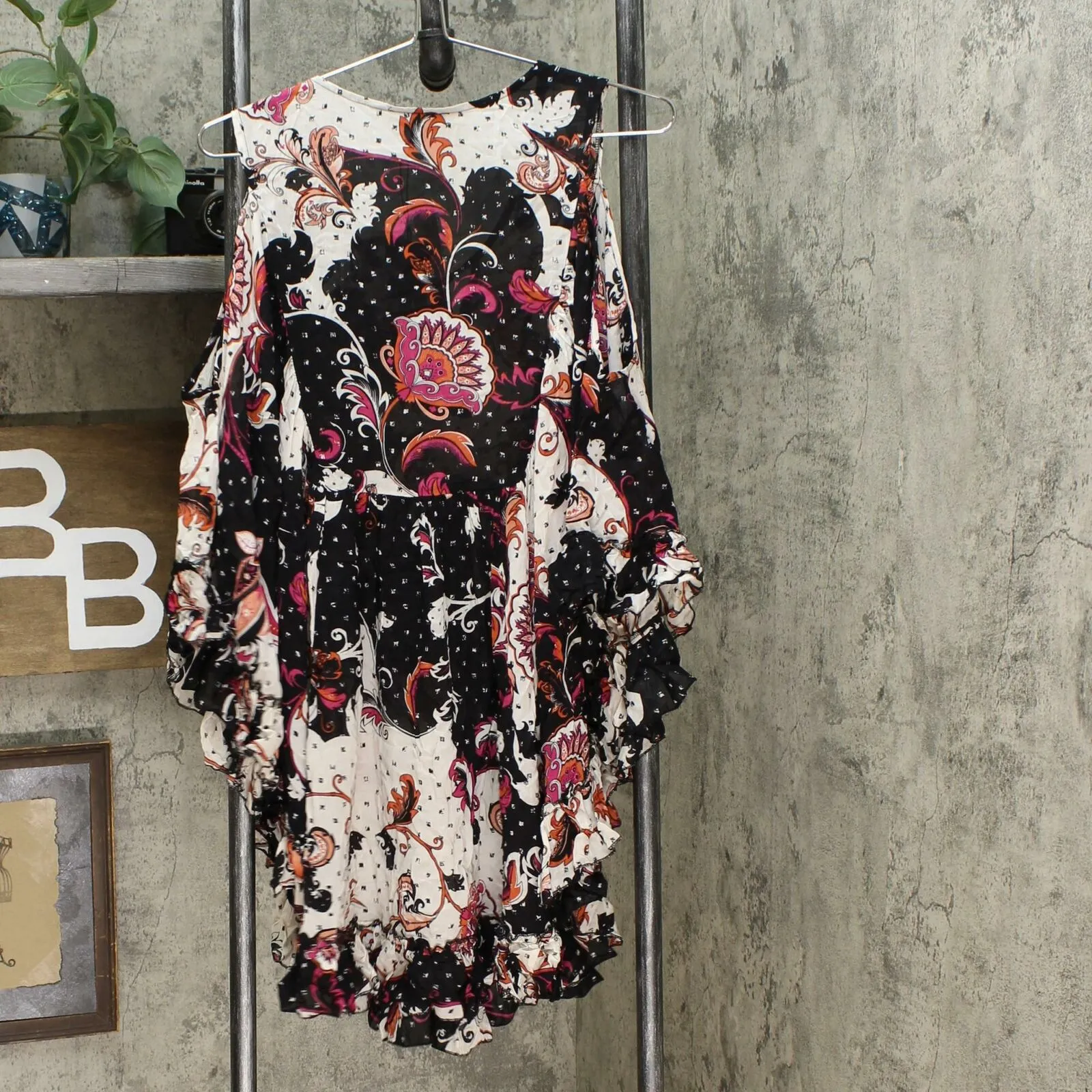 DG2 by Diane Gilman Women's Printed Ruffle Convertible Poncho Blouse