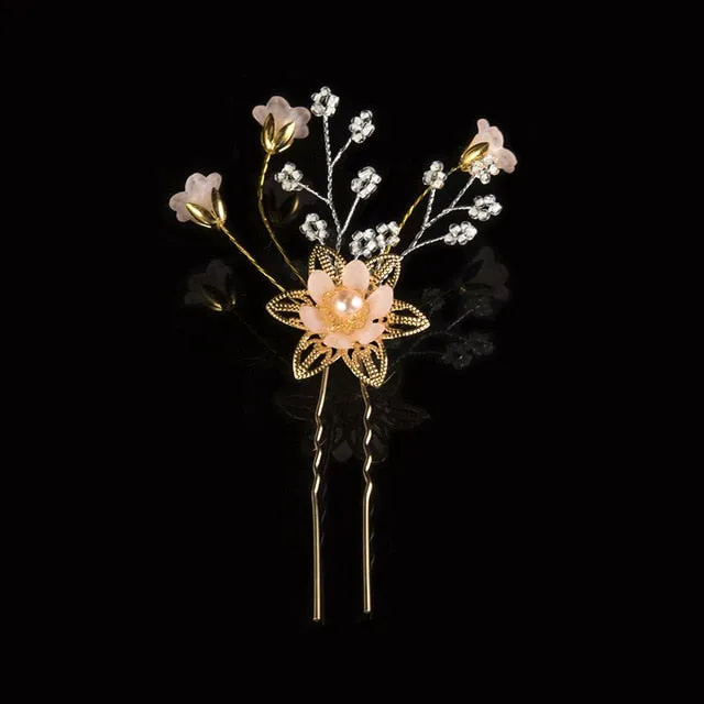 Elegant Bridal Hair Accessory Made With Faux Crystal And Pearls