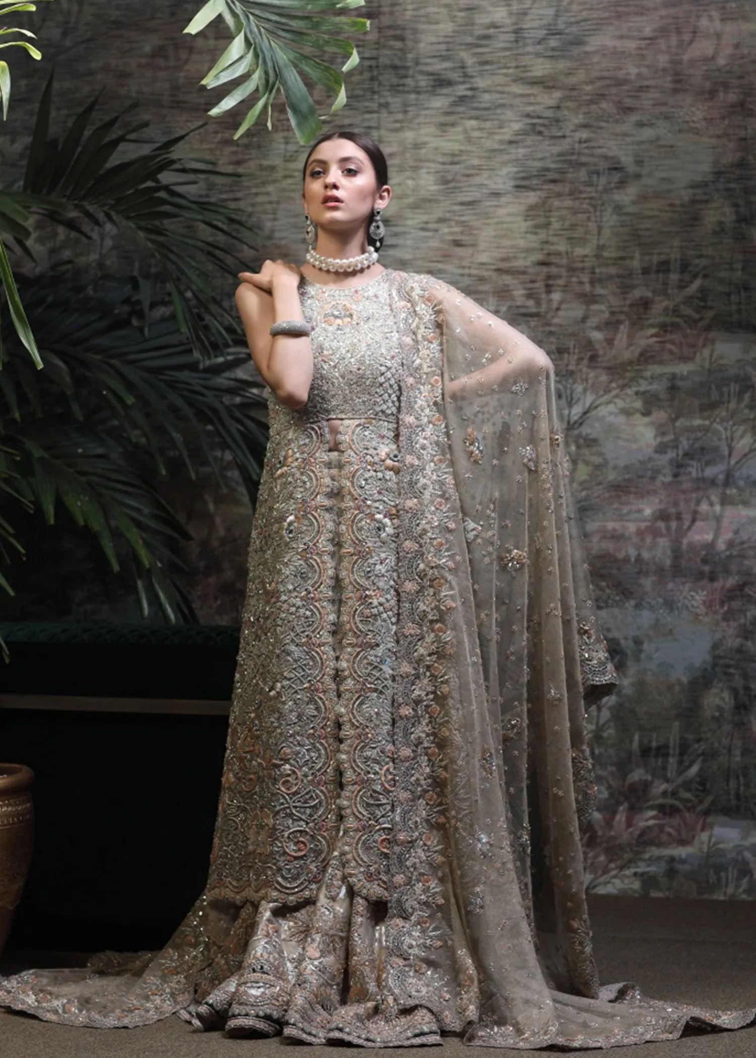 Elegant Pakistani Bridal Cut Lehnga for Wedding #J5137