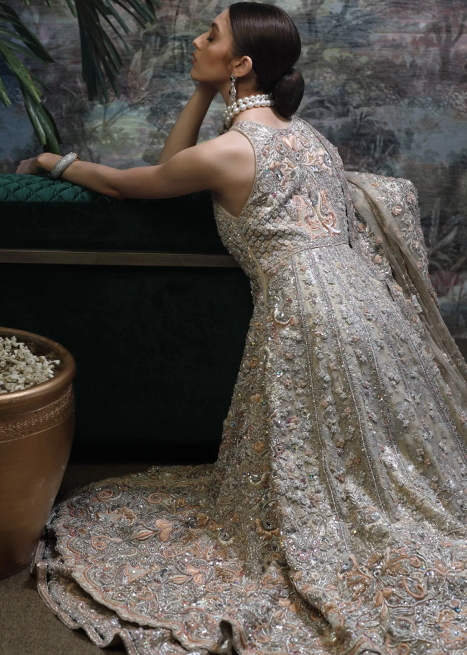 Elegant Pakistani Bridal Cut Lehnga for Wedding #J5137