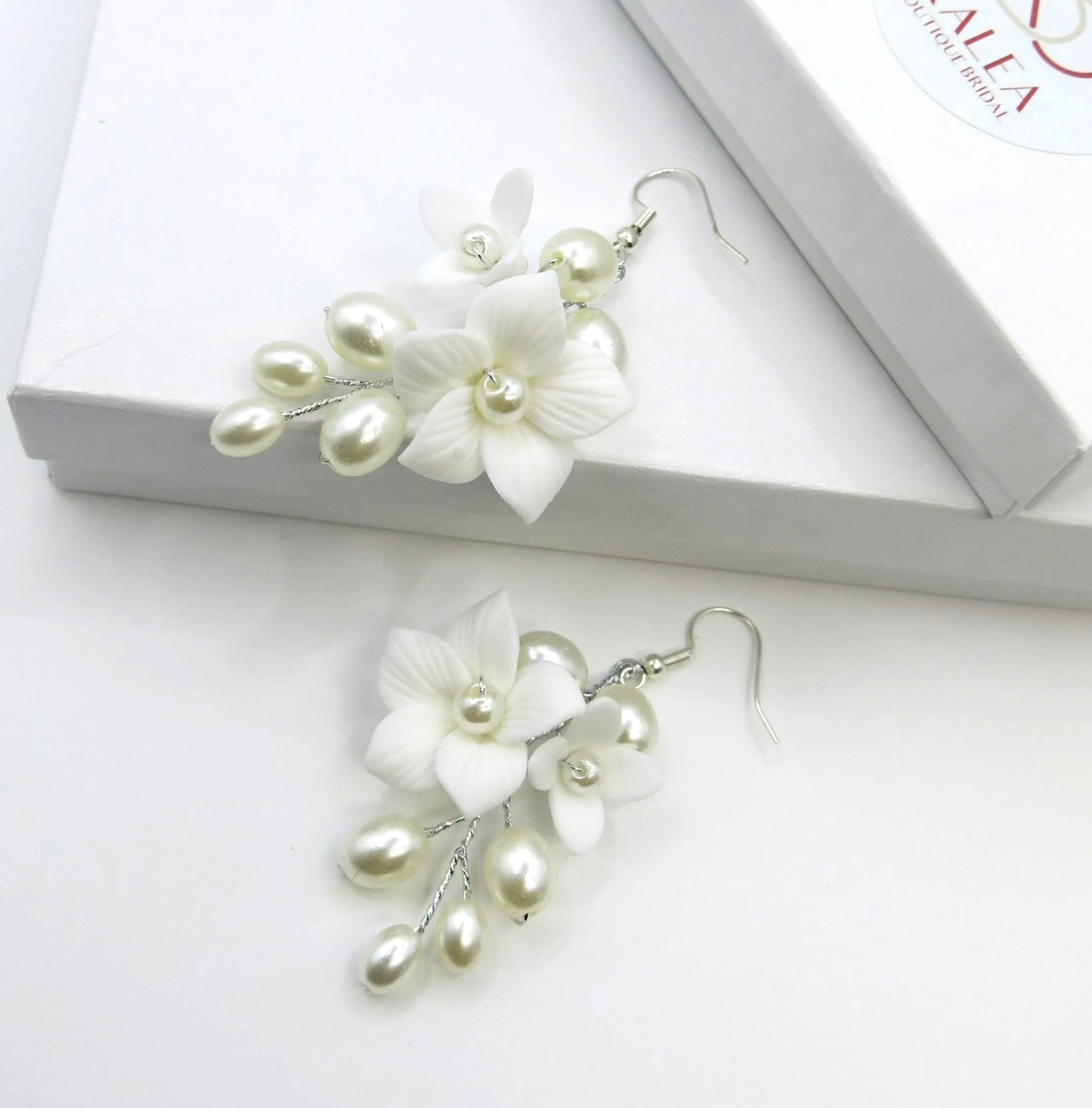 Floral Pearl Cluster Ceramic Earrings, Bridal White Clay Flower Earrings, Wedding Porcelain Flower Earrings