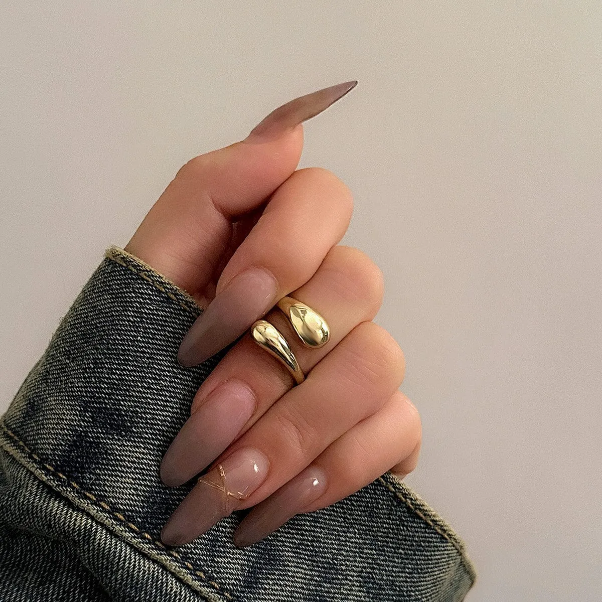 Geometric Irregular Curved Open Ring