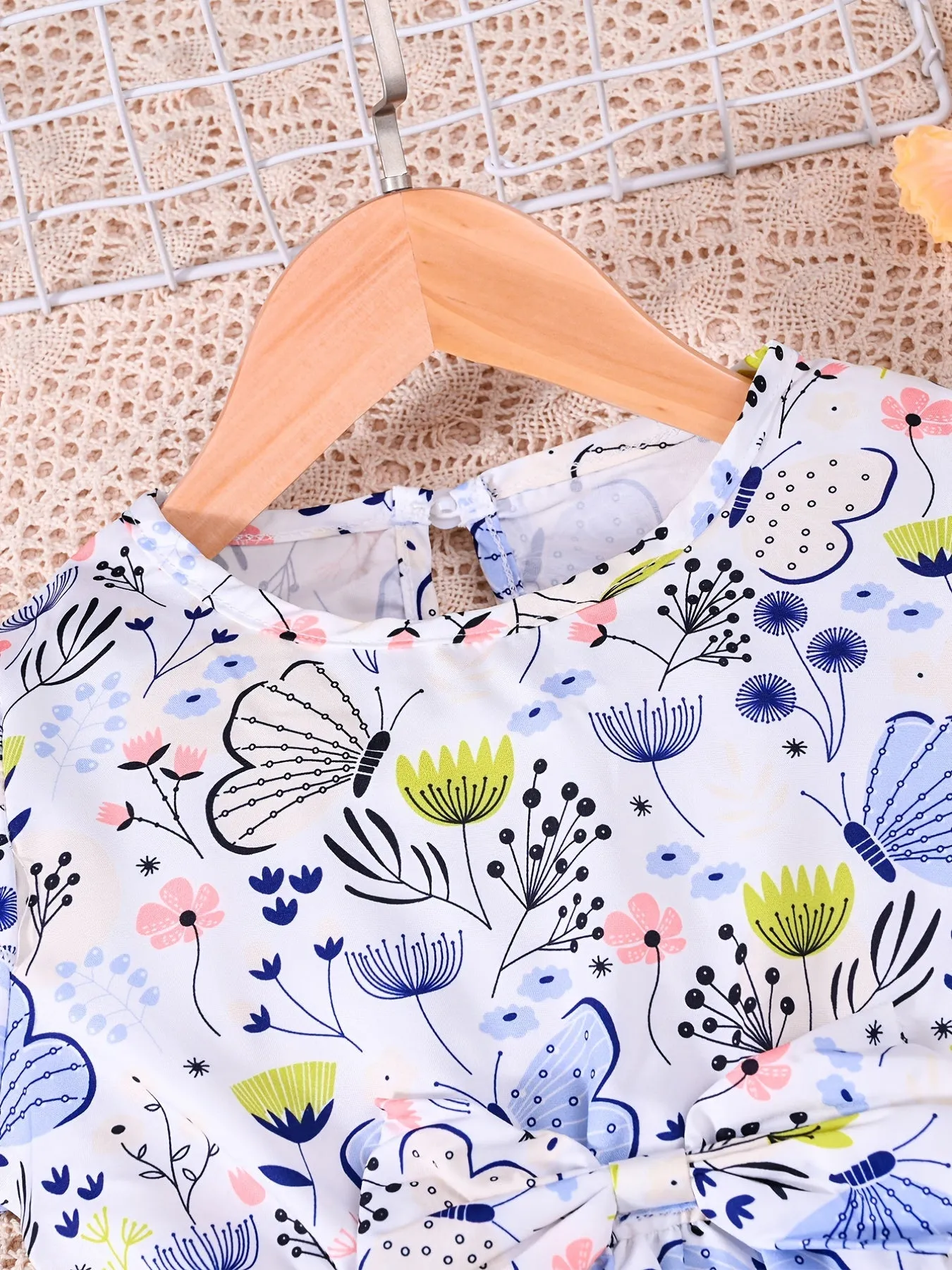 Girls Butterfly Print Short Sleeve Ruffles Dress with Bow Decor