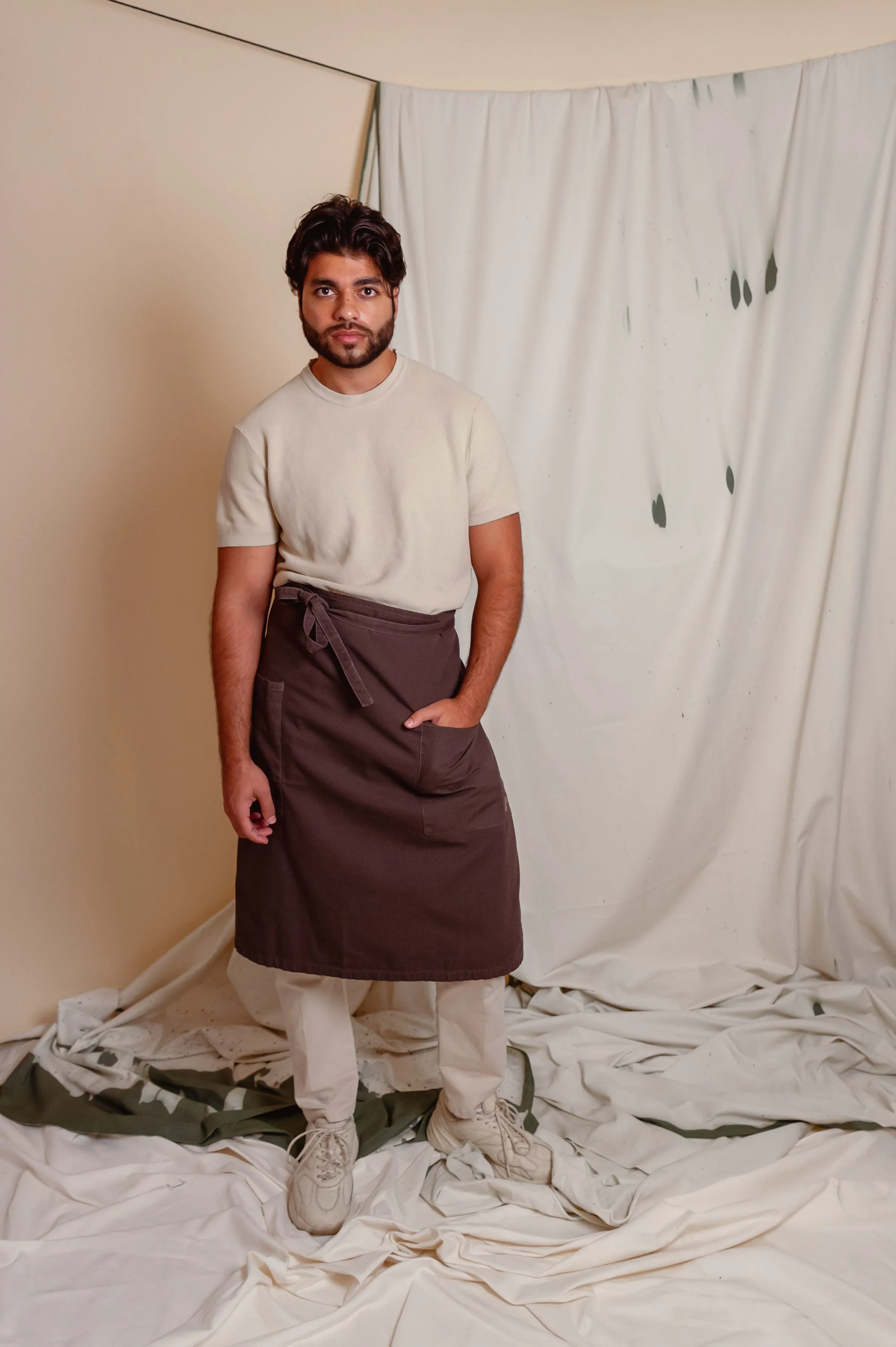 Kenwood Bistro Apron ⏤ Tundora Grey