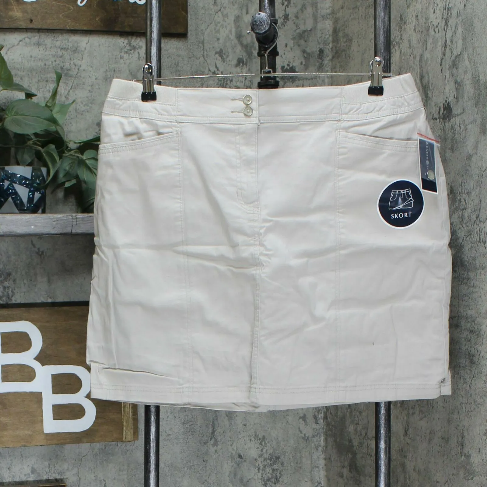 NWT Karen Scott Women's Woven Skort With Pockets. 100076995MS 16