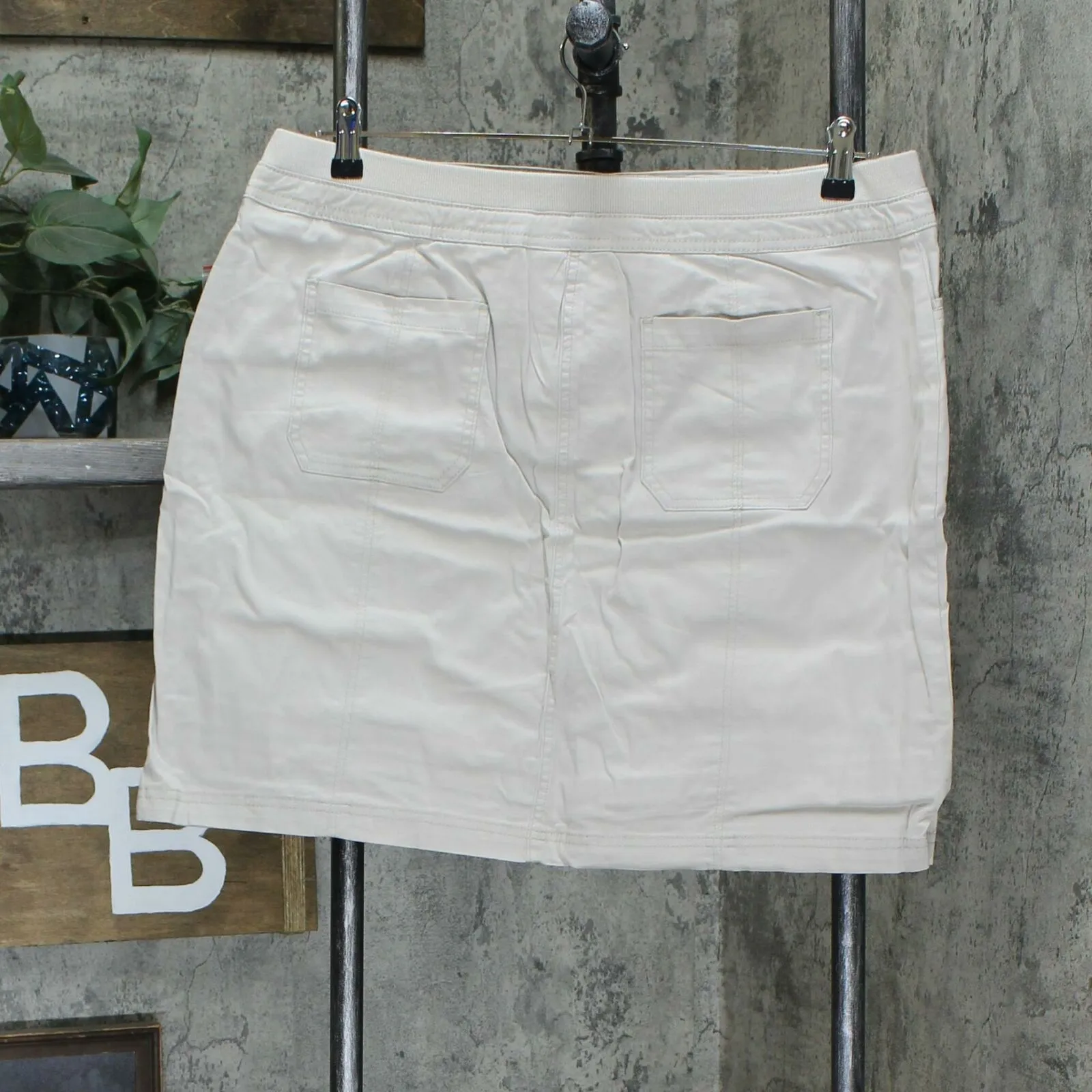 NWT Karen Scott Women's Woven Skort With Pockets. 100076995MS 16
