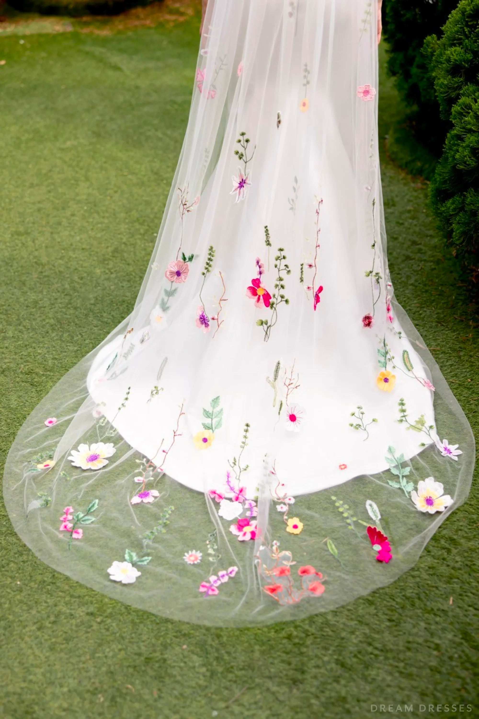 One Tier Colorful Floral Veil (#FLORAL)