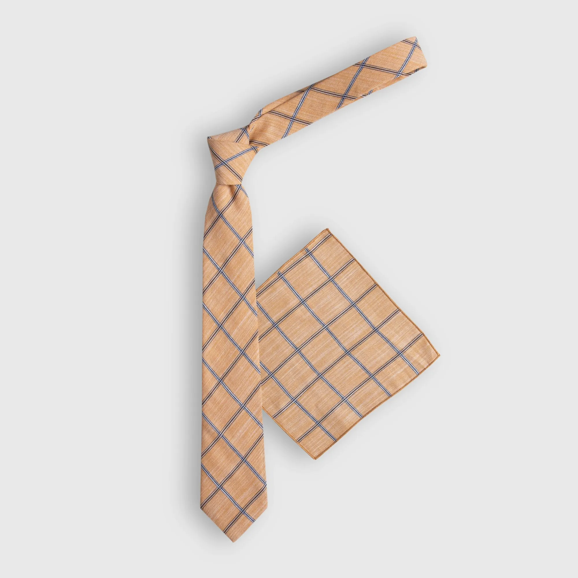 Orange Point Tie