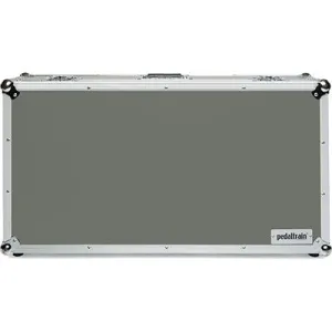PEDALTRAIN Classic Pro Tour Case w/ Wheels