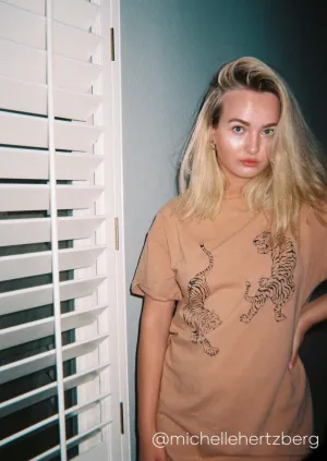 Rae Tiger Graphic Tee - Beige