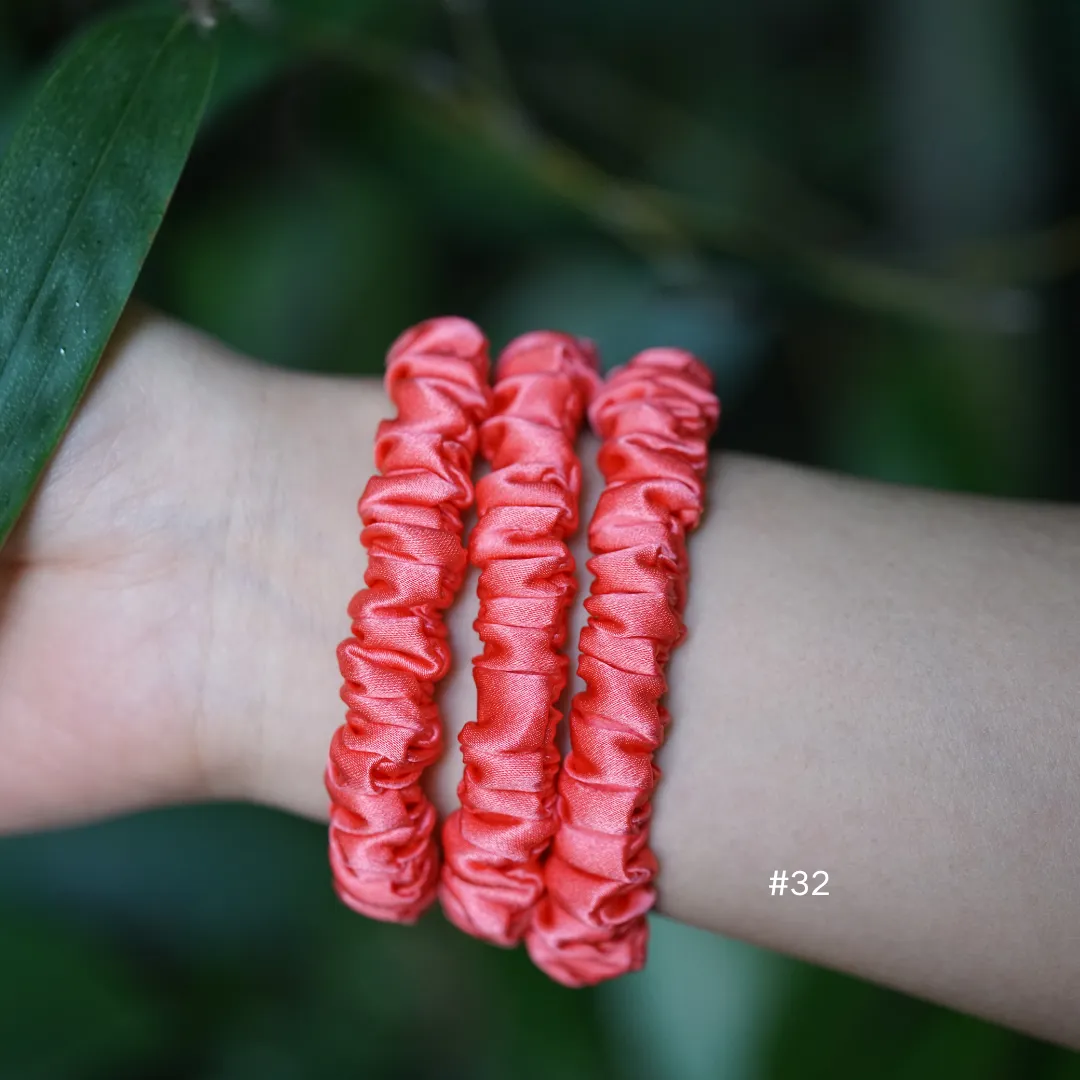 Scarlet silk scrunchies mini