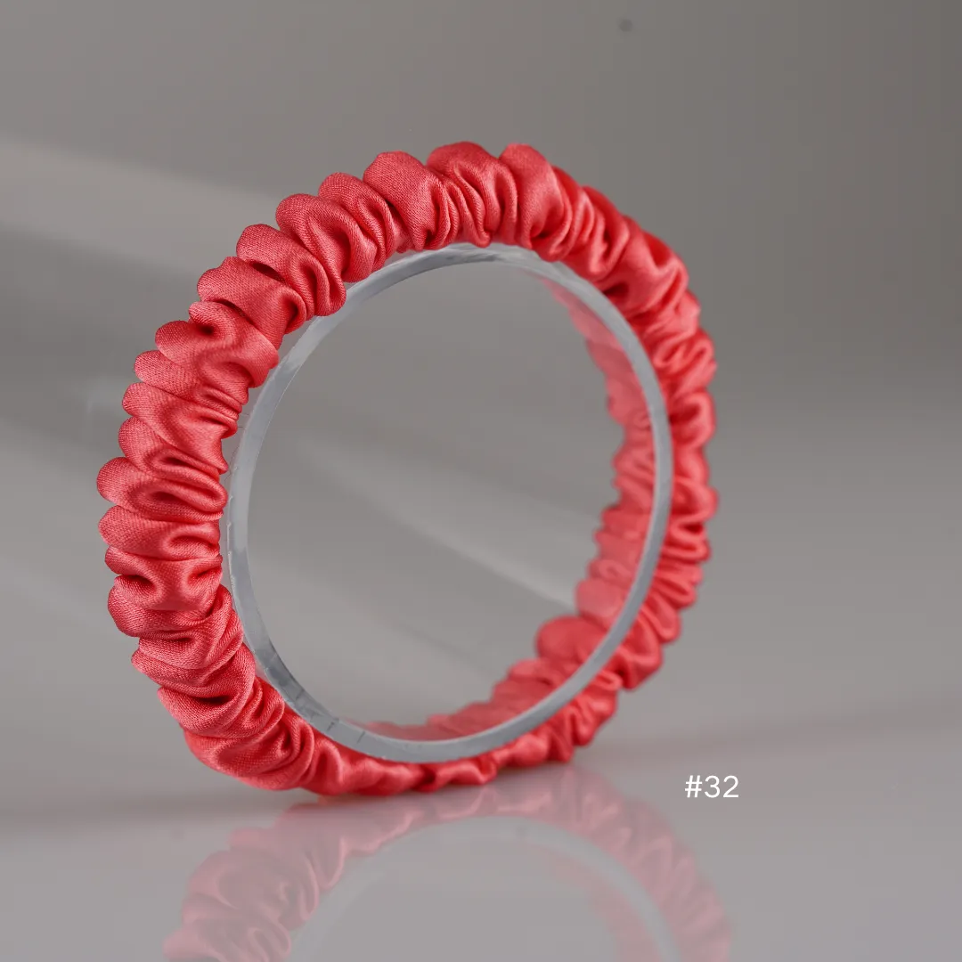 Scarlet silk scrunchies mini