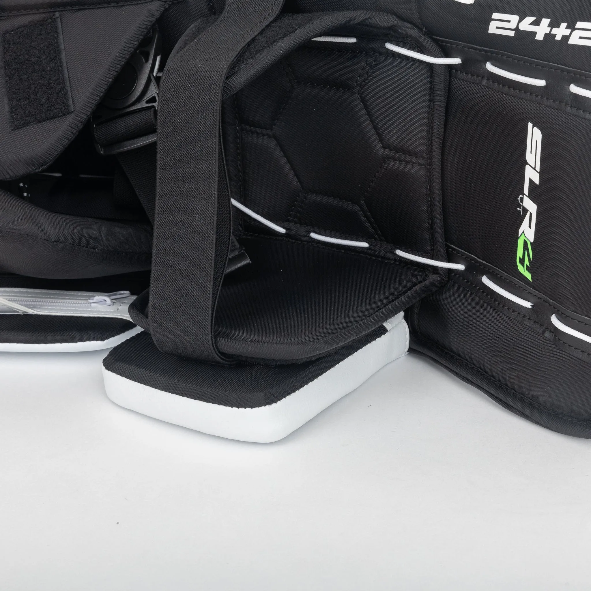Vaughn Ventus SLR4 Youth Goalie Leg Pads