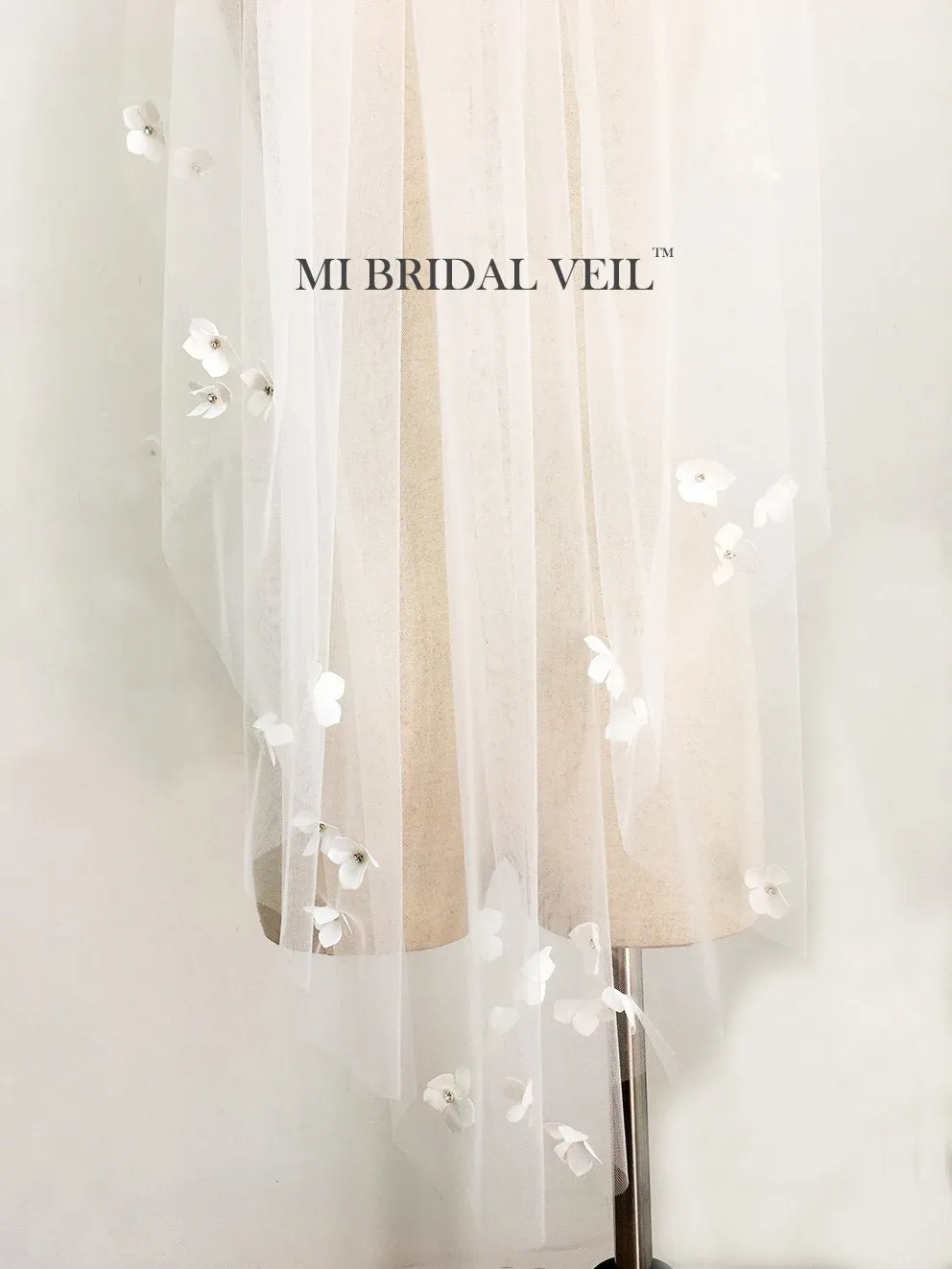 Wedding Veil w Flower, Boho Fingertip Petal Bridal Veil, Satin Flower w Rhinestone Soft Bridal Veil, Mi Bridal