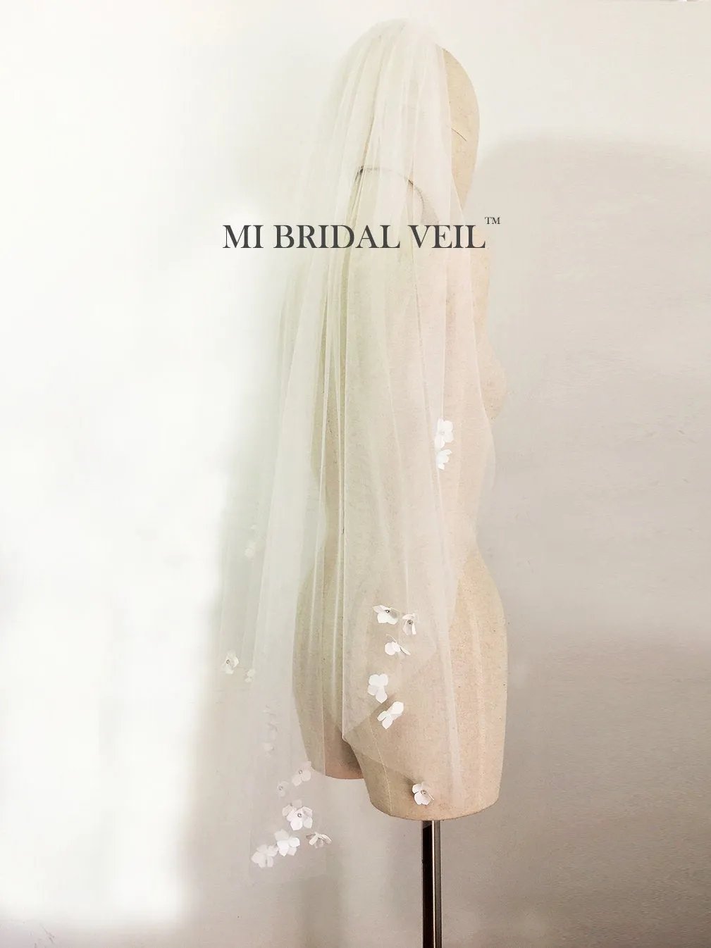 Wedding Veil w Flower, Boho Fingertip Petal Bridal Veil, Satin Flower w Rhinestone Soft Bridal Veil, Mi Bridal