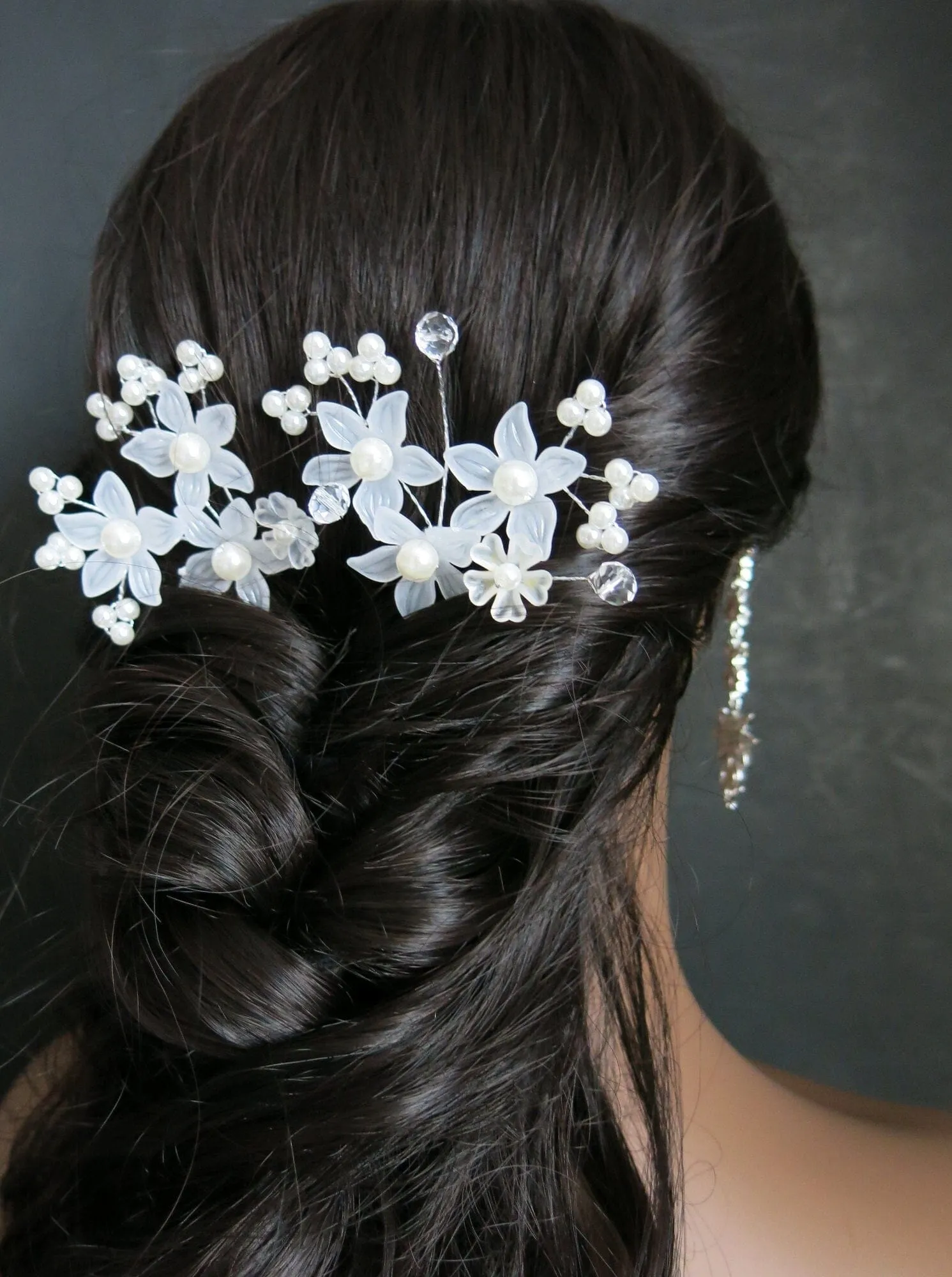 White Floral Bridal 2 PC Hair Pin Set, Wedding Party Pearl Flower Hairpin Hairpiece Set