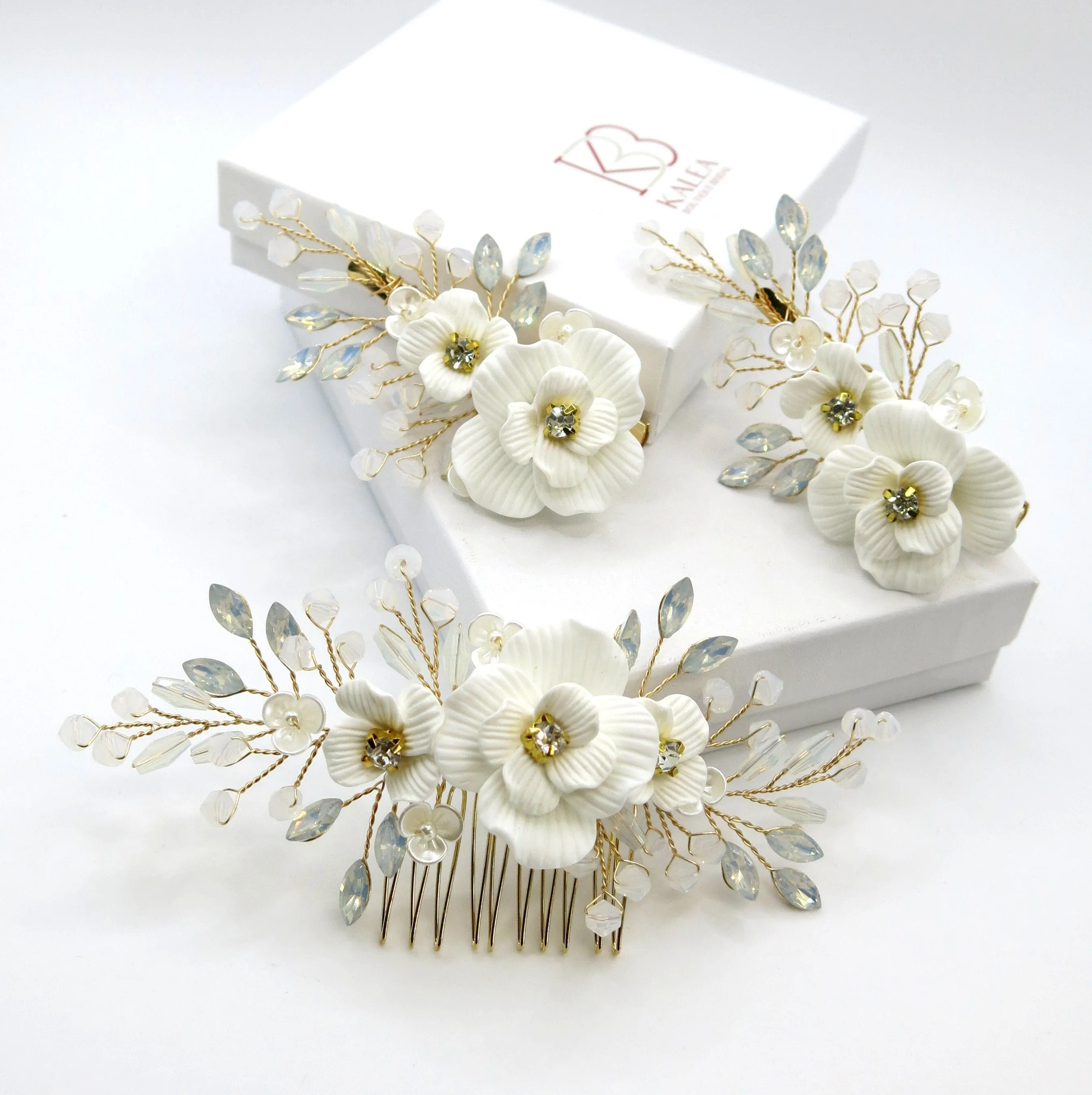 White Flower Opal Leaf Hair Comb, Milky Opal Crystal Bridal Hairpiece, Wedding Floral Hair Comb or Flower Hair Clips