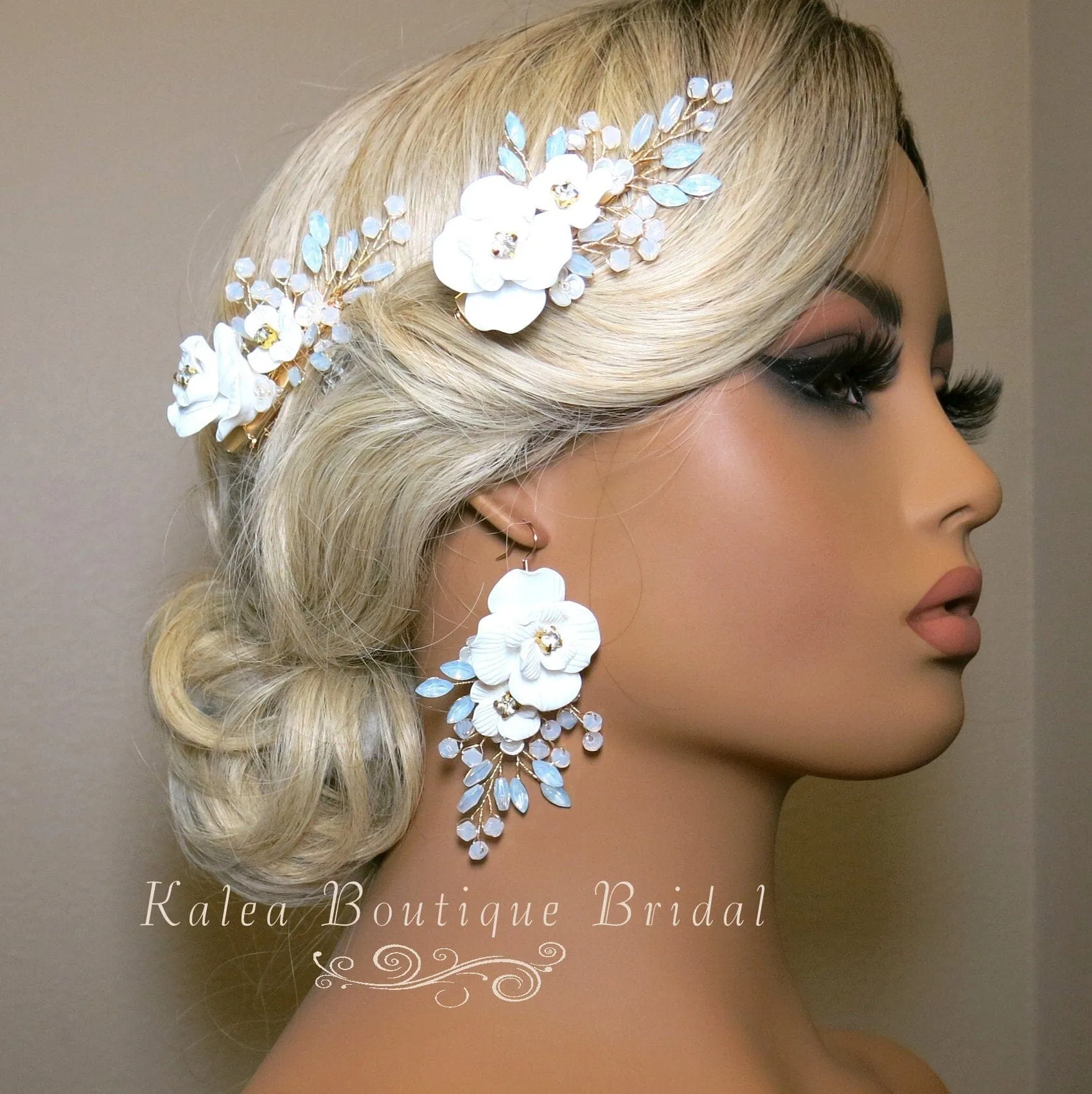 White Flower Opal Leaf Hair Comb, Milky Opal Crystal Bridal Hairpiece, Wedding Floral Hair Comb or Flower Hair Clips