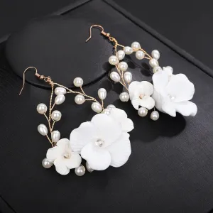 White Large Flower Dangle Hoop Earrings, Bridal Floral Hooped Earrings, Wedding Flower Pearl Wire Hoop Earrings